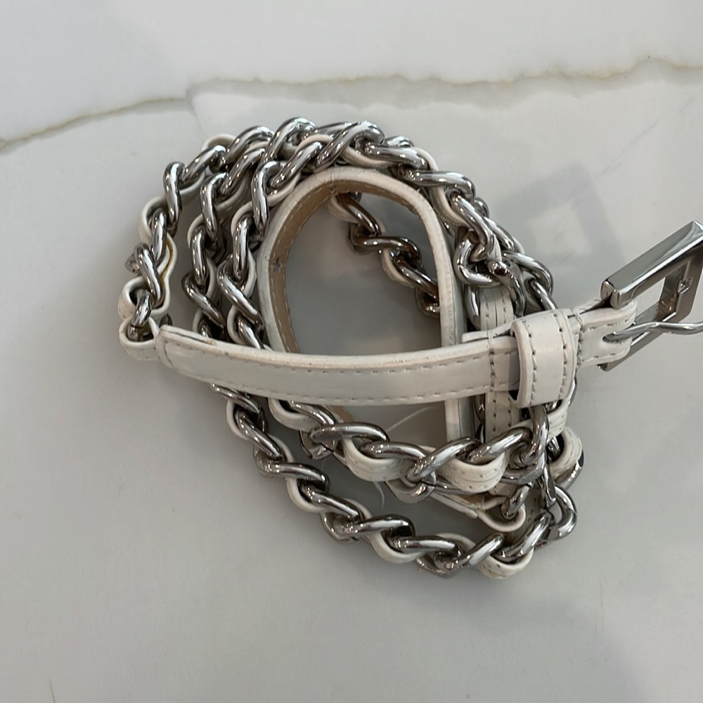 3 Chain belts - Picture 6 of 7